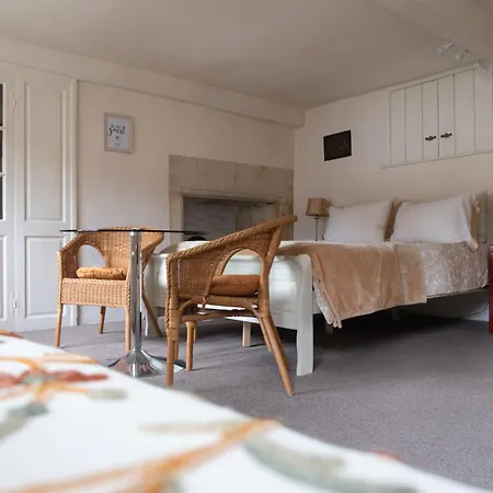 Longbridge House-3